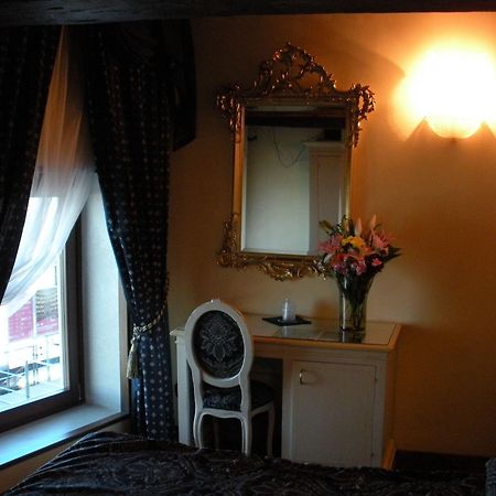 Vecellio Hotel Venesia Bagian luar foto