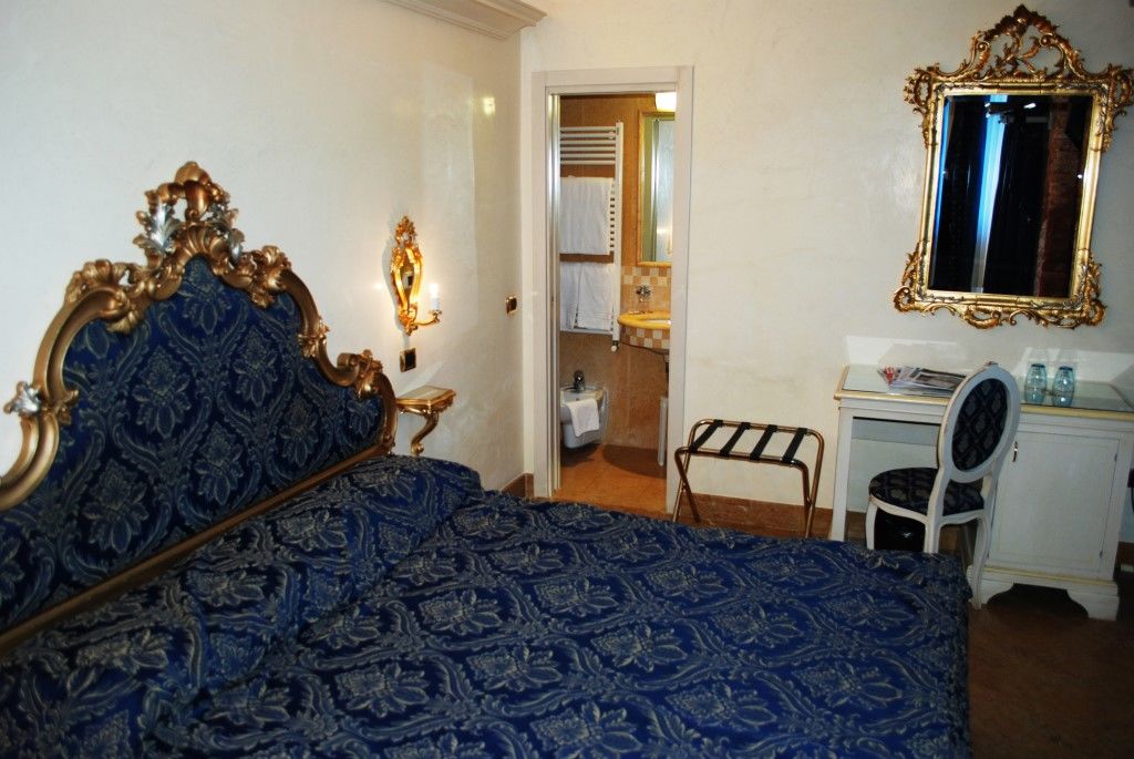Vecellio Hotel Venesia Bagian luar foto